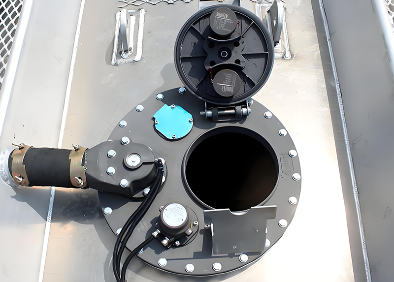vehision-fuel-tanker-truck-3