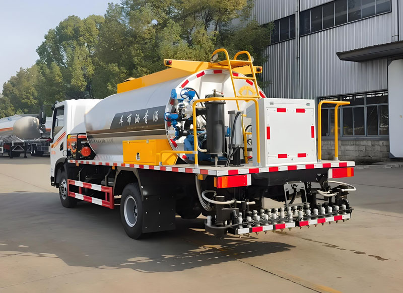 dongfeng-6cbm-liquid-asphalt-tank-truck-2