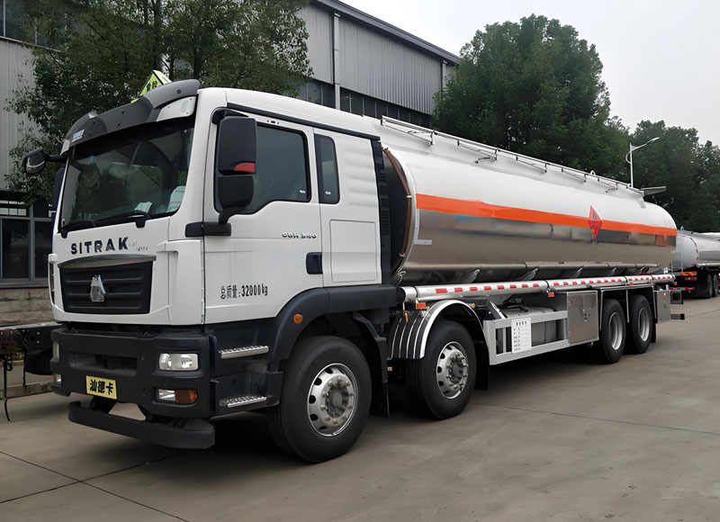 sinotruk-27cbm-chemical-aluminum-alloy-tanker-truck-4