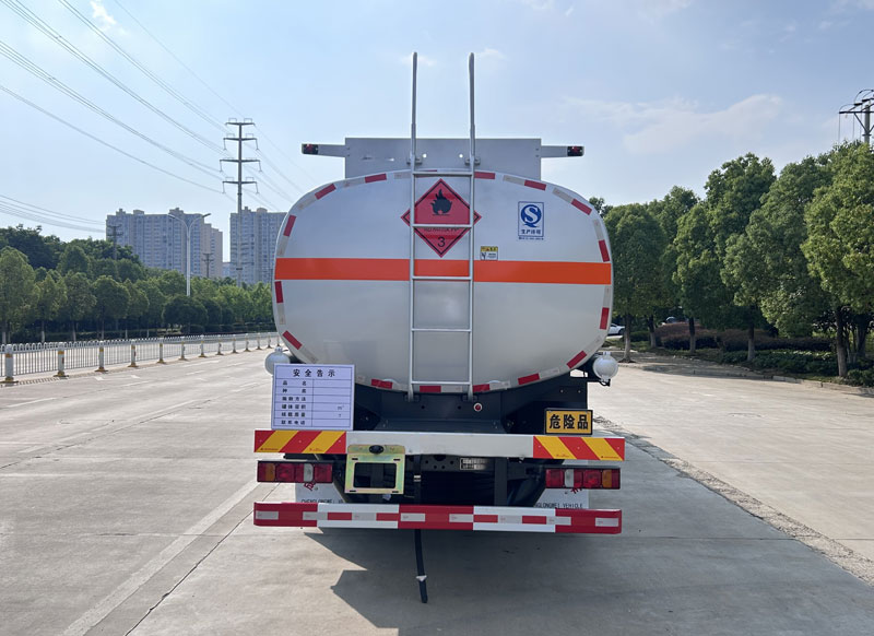sinotruk 8x4 27