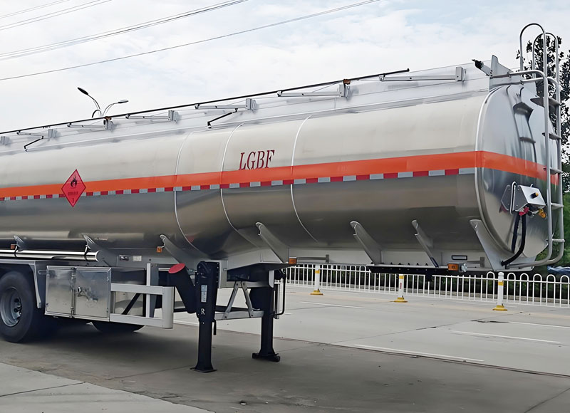 40cbm-aluminum-alloy-fuel-trailer-1