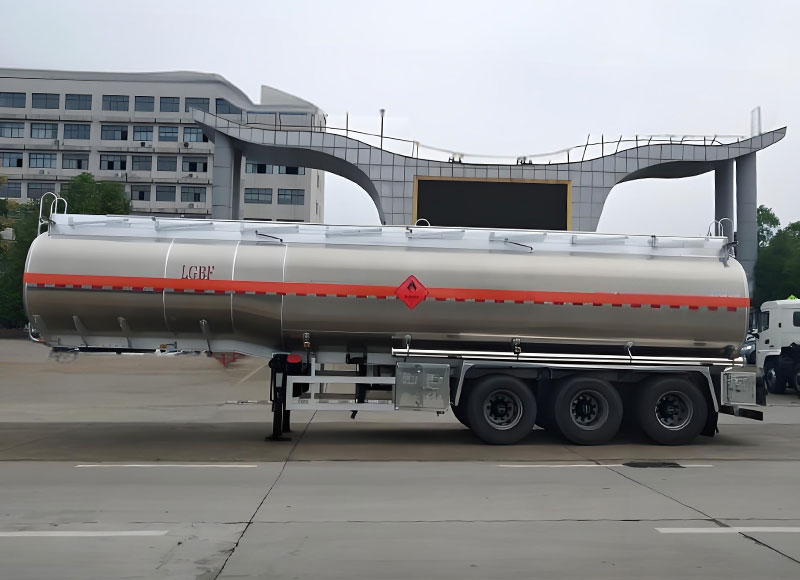 40cbm-aluminum-alloy-fuel-trailer-2