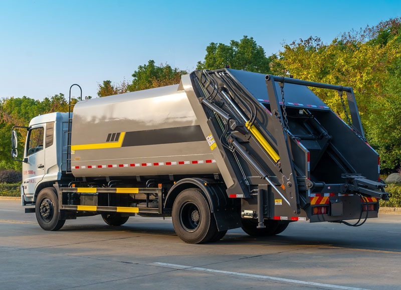 13cbm-dongfeng-hydraulic-compaction-garbage-truck-1