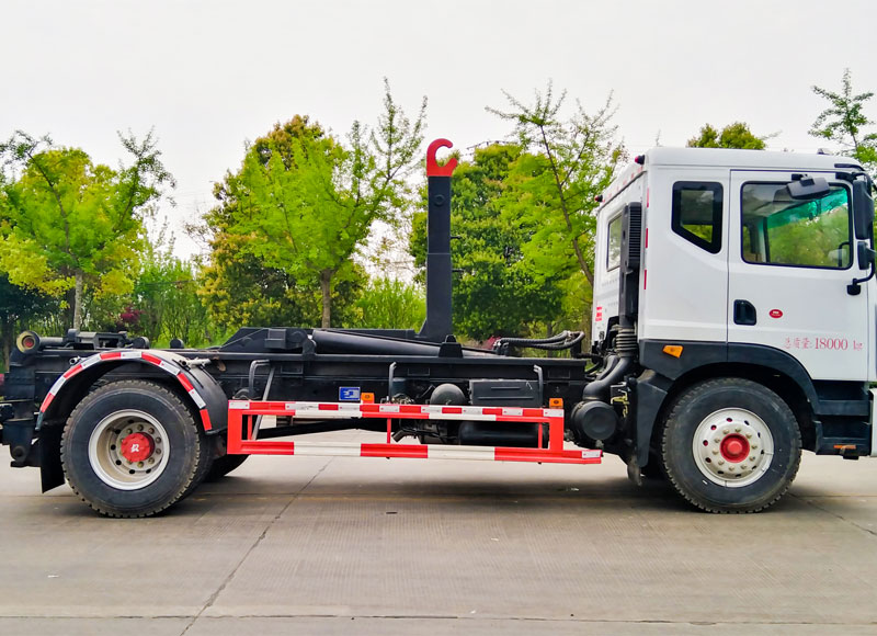 dongfeng-hook-arm-garbage-truck-6