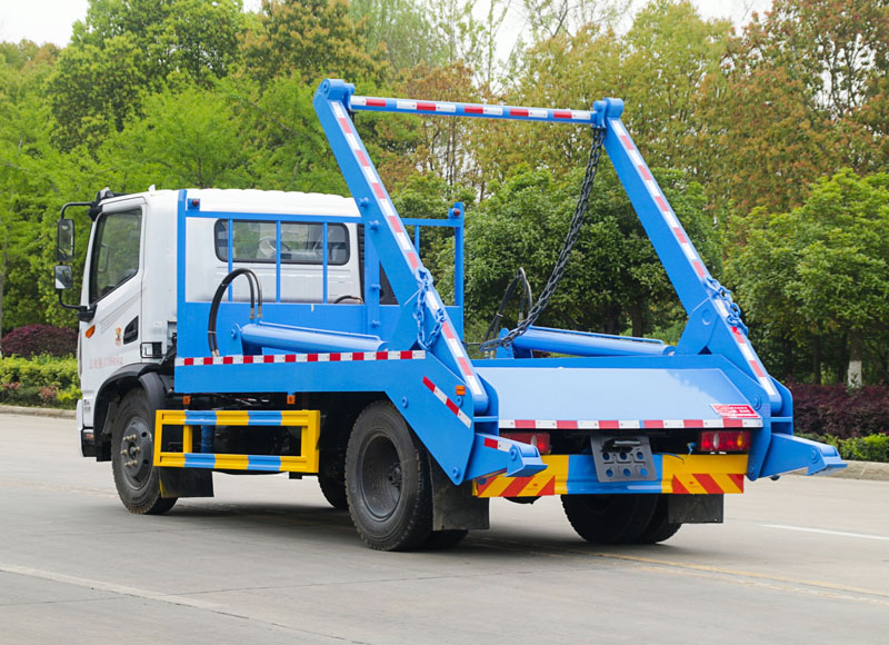 6cbm-swing-arm-garbage-truck-1