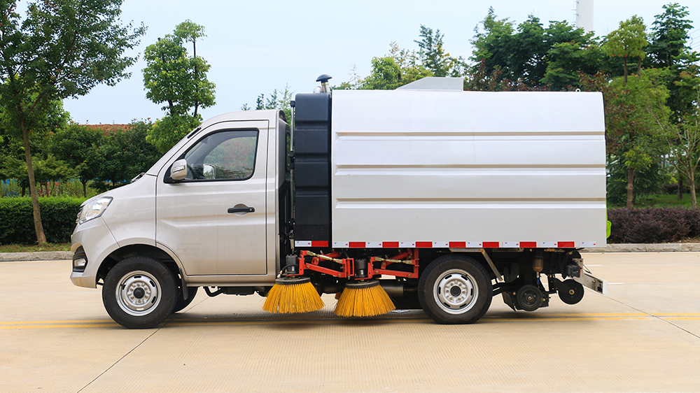 chang-an-small-street-sweeper-for-sale