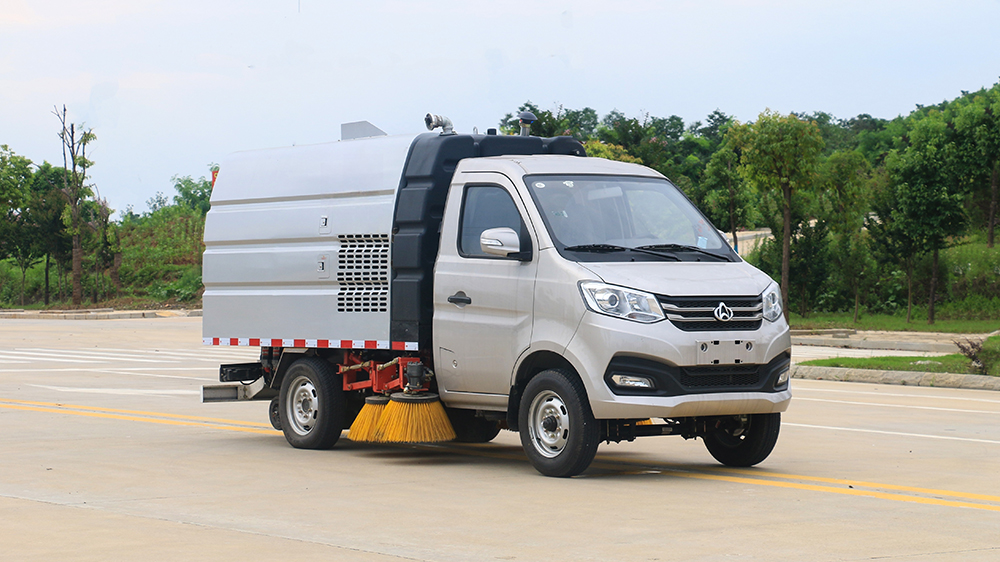 chang-an-vacuum-sweeper-truck-for-sale