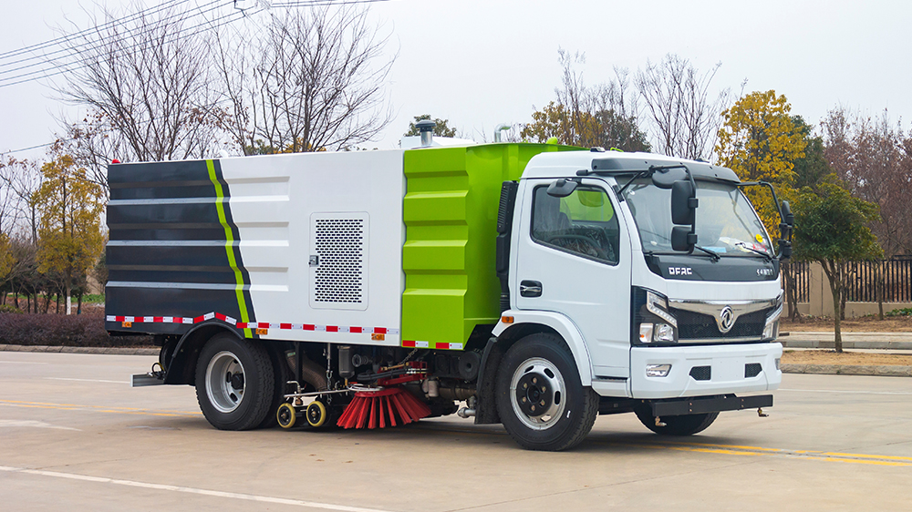 dongfeng-street-sweeper-vehicle