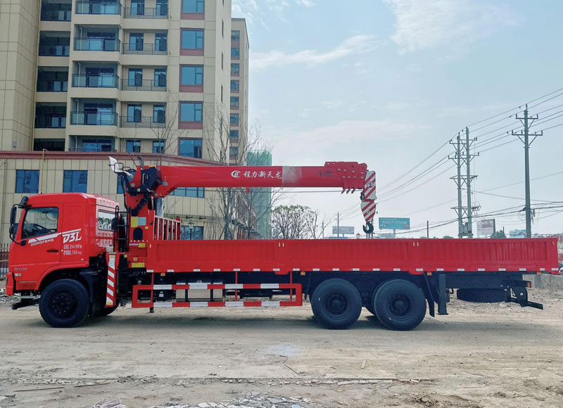 dongfeng transport truck mounted crane 5