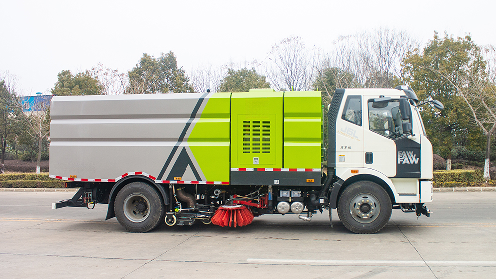 faw-street-sweeper-vacuum-truck