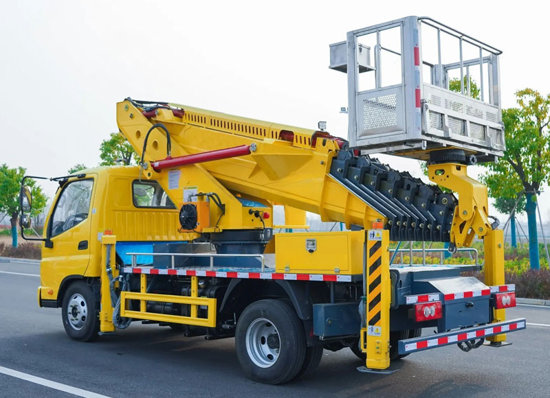 foton-33m-aerial-work-platform-trucks-4