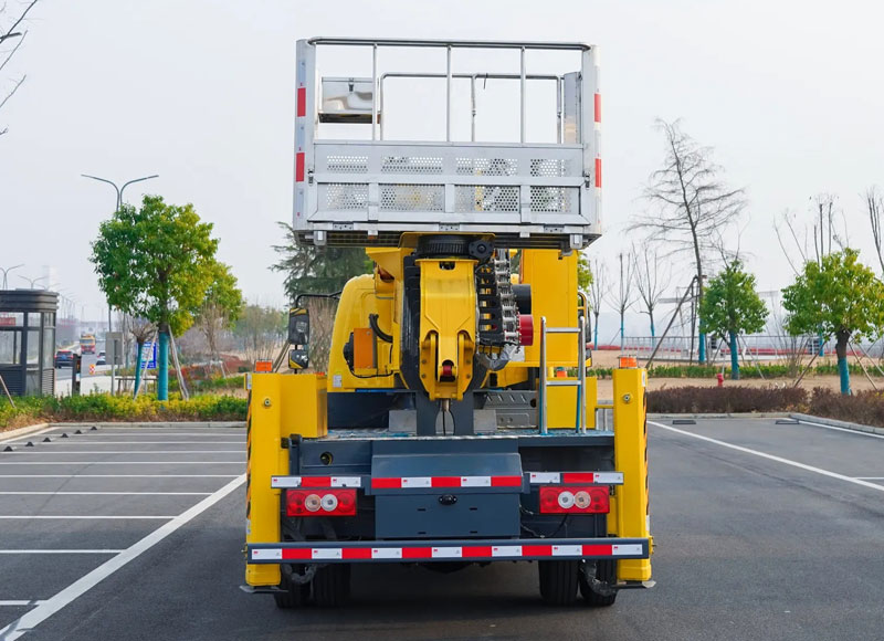 foton-33m-aerial-work-platform-trucks-5