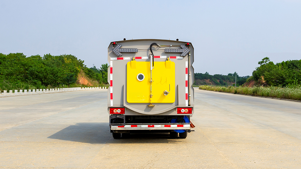 foton-commercial-sweeper-truck