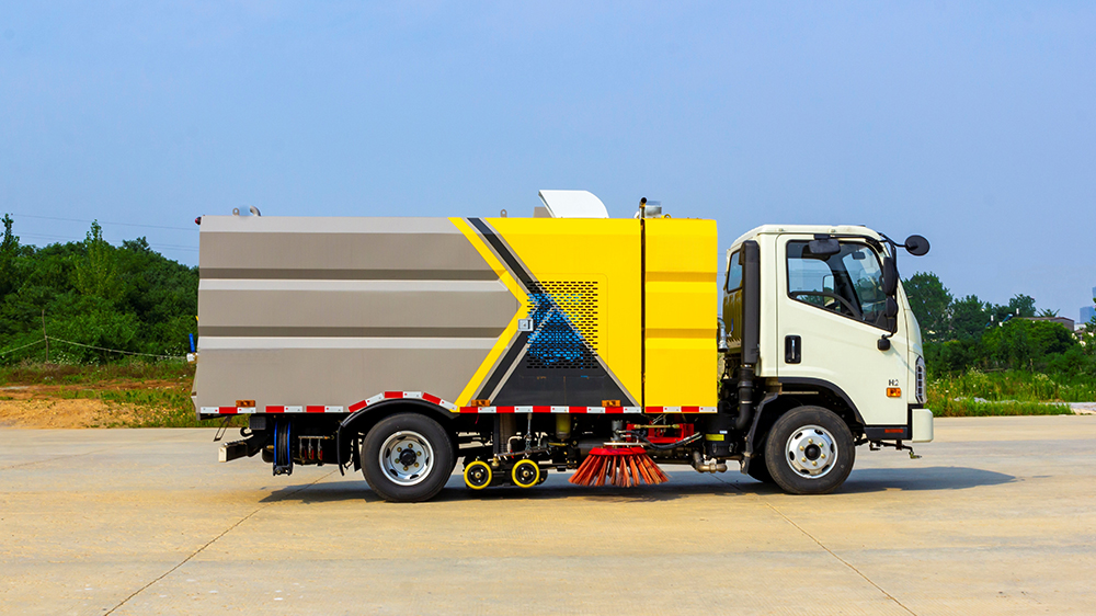 foton-small-street-sweepers-for-sale