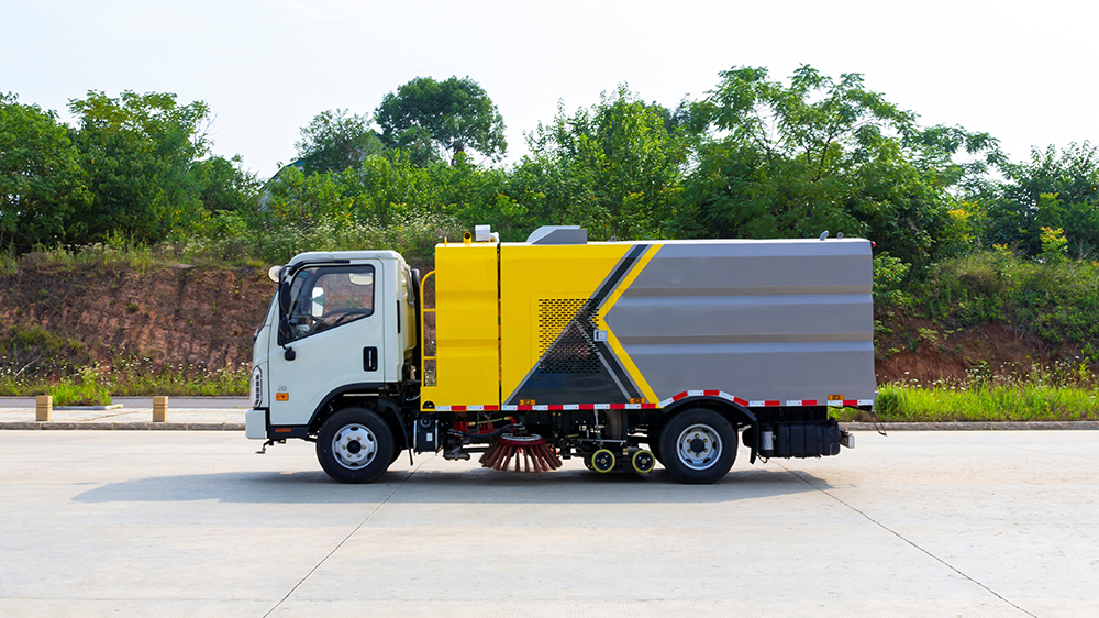foton-small-sweeper-truck