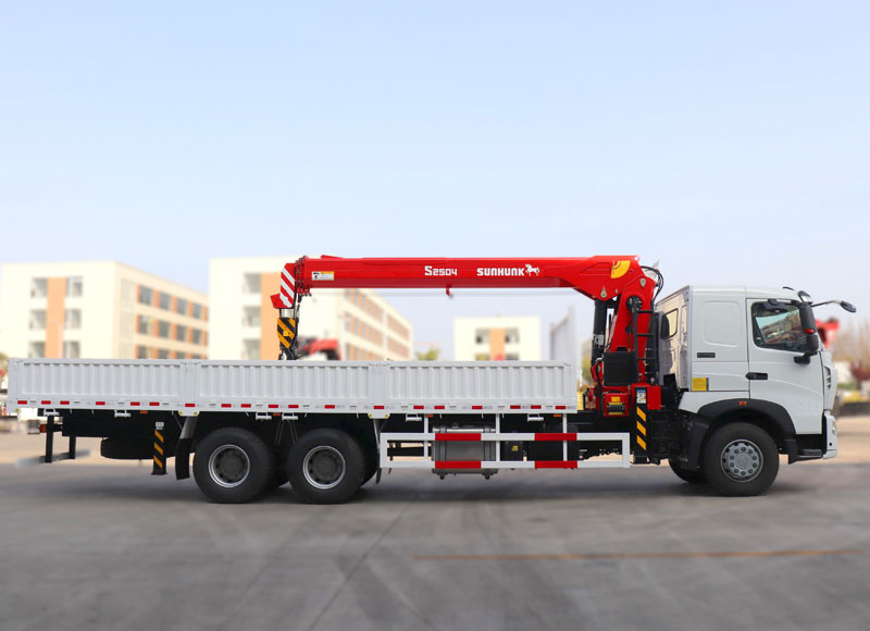 howo-10t-staright-boom-truck-2