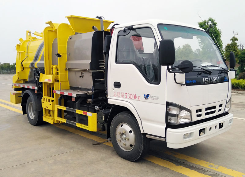 isuzu-6m³-tank-food-waste-garbage-truck-1