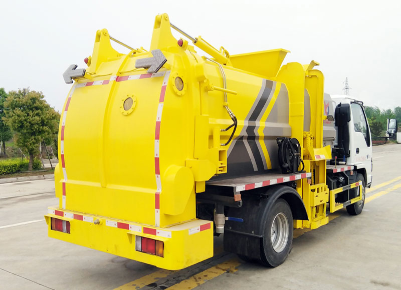 isuzu-6m³-tank-food-waste-garbage-truck-4