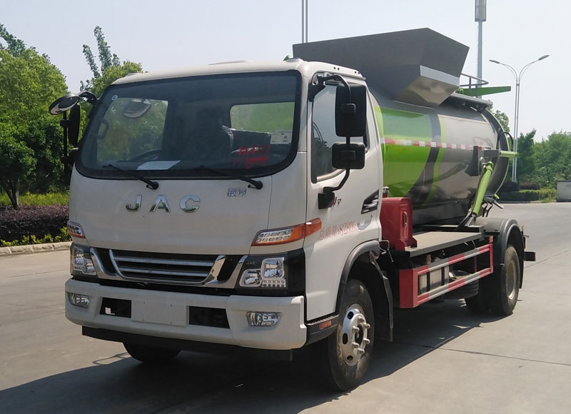 jac-7cbm-round-tank-kitchen-waste-garbage-truck-4