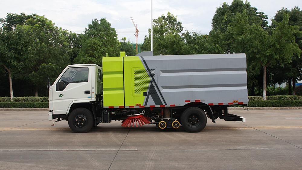 jmc-cleaning-sweeper-truck