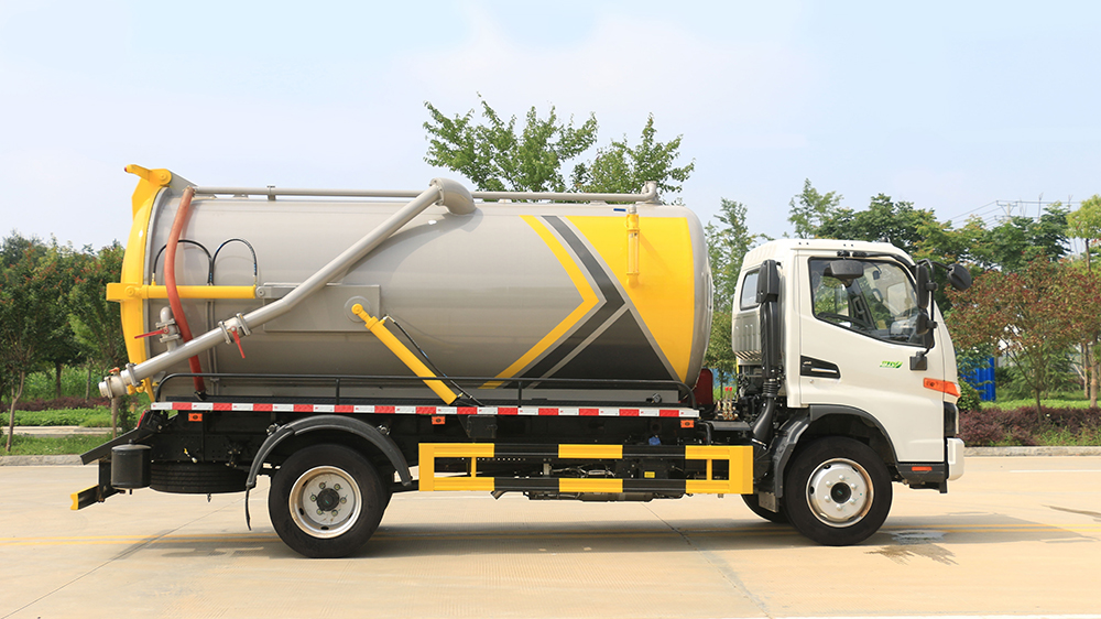 septic-tank-delivery-truck-for-sale