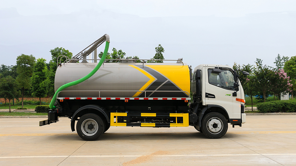 sewer-suction-truck