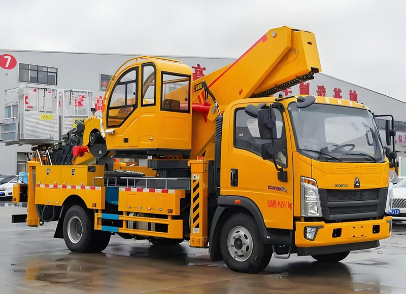 sinotruk-howo-30m-aerial-platform-trucks-3