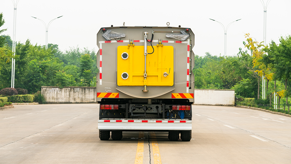 sitrak-sweeper-truck-price