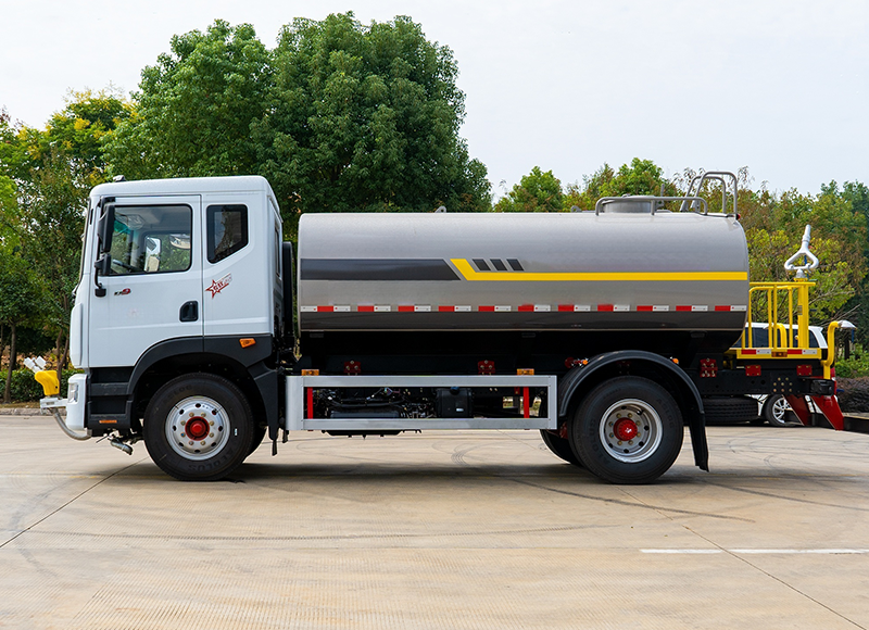 truck-water-storage