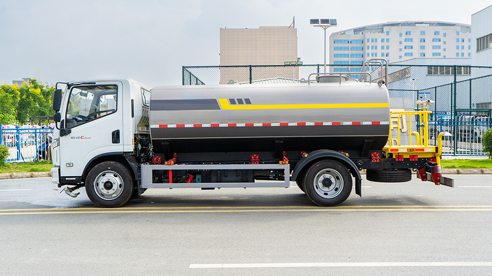 water-container-truck