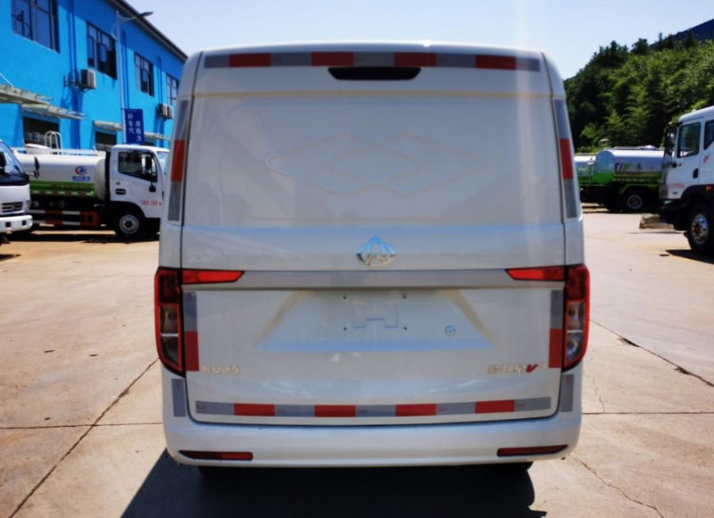 changan-commercial-refrigerated-van-5