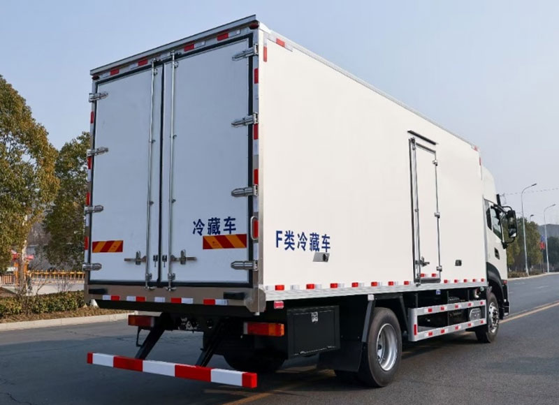 dongfeng-18t-refrigerated-truck-290hp-1