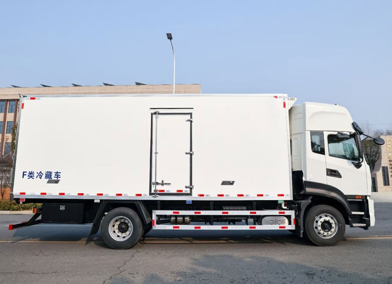 dongfeng-18t-refrigerated-truck-290hp-3