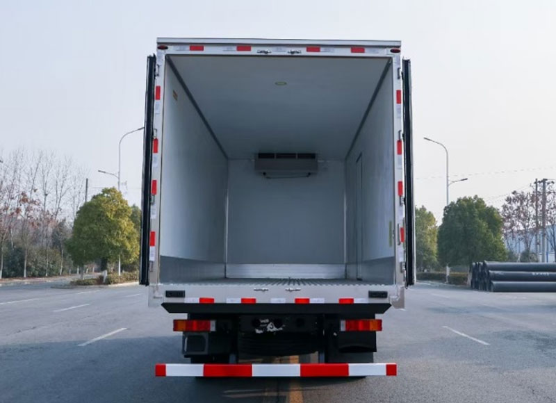 dongfeng-18t-refrigerated-truck-290hp-4