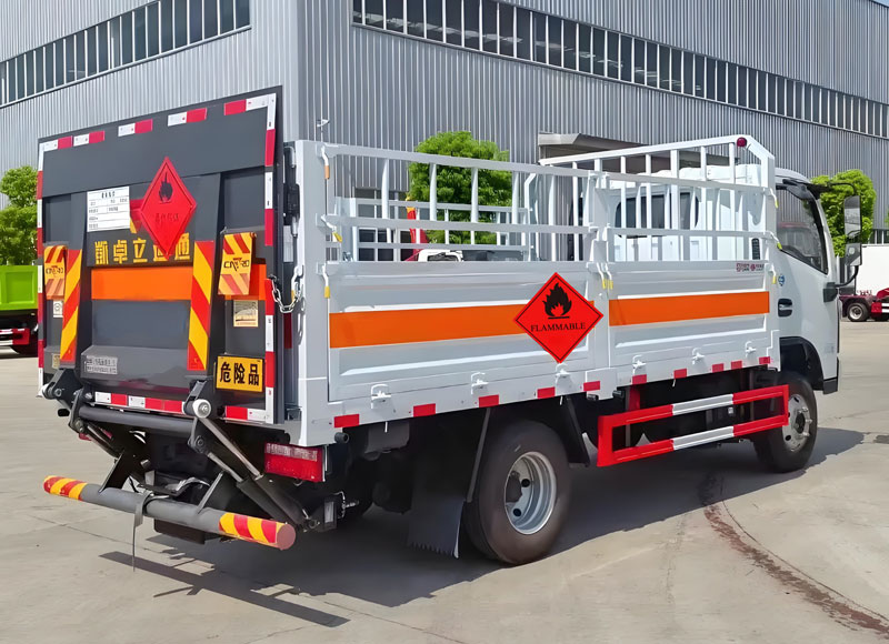 dongfeng-gas-cylinder-transport-truck-3