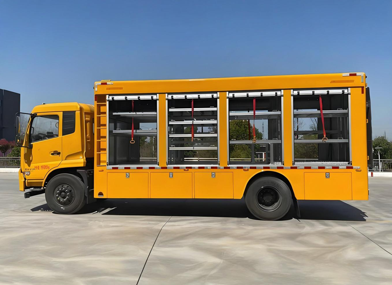 equipment-transport-truck-1