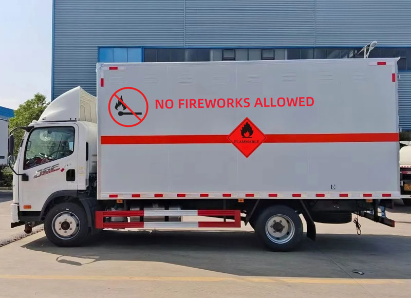 faw-flammable-liquid-van-transport-truck-2