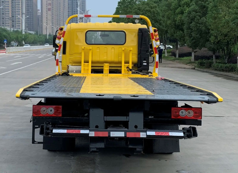 foton-3t-160hp-recovery-truck-1