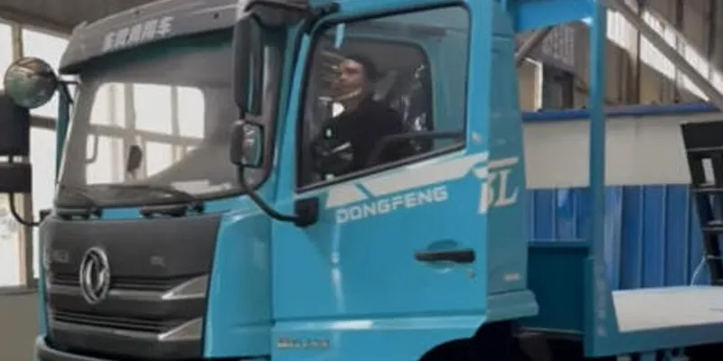 A large number of spot flatbed trucks