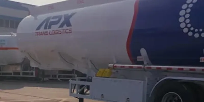 Fuel Tank Semi Trailer | Oil Transportation Solution