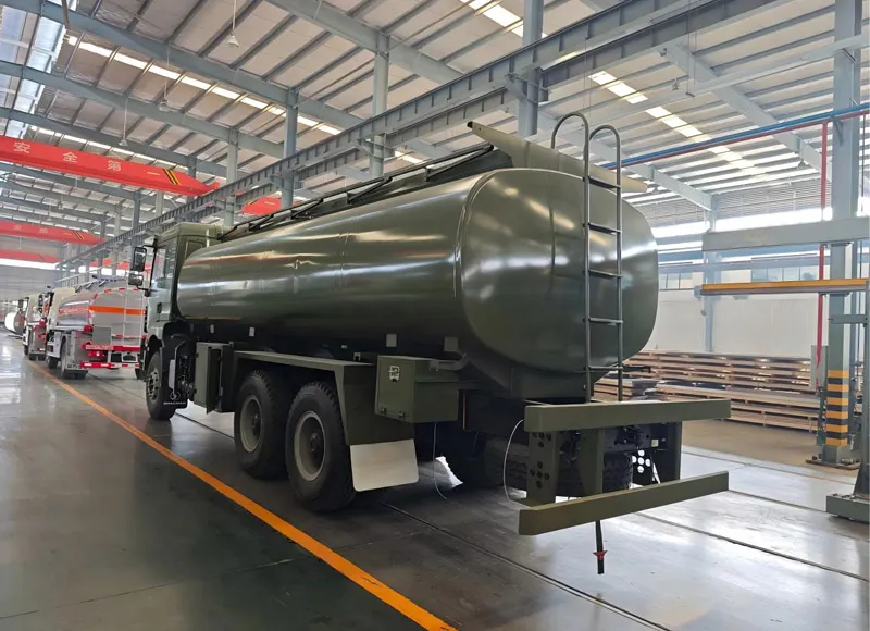 shacman 20000l 4 compartment fuel tanker truck 4