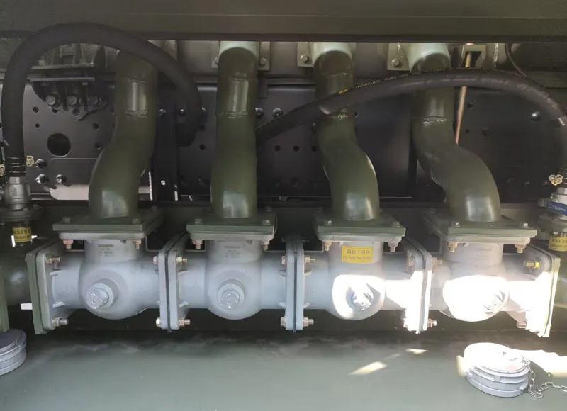 shacman 20000l 4 compartment fuel tanker truck 7